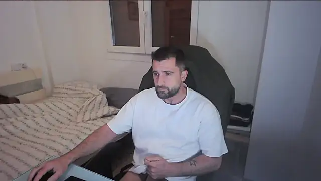 alex877x online show from 9, 5, 2026