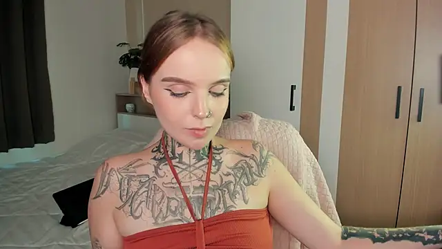 Snapshot of ATOMIC-KETCHUP chatting on 8, 2, 2025 ATOMIC-KETCHUP online show from 8, 2, 2025