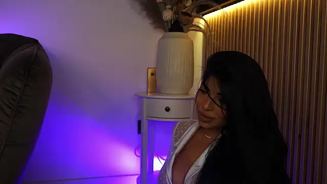 KimyBroox online show from 12, 9, 2025