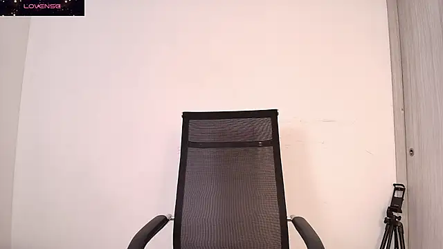 julia sweet 1 online show from 3, 12, 2025