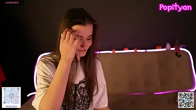 Snapshot of popityan1 chatting on 27, 10, 2025 popityan1 online show from 27, 10, 2025