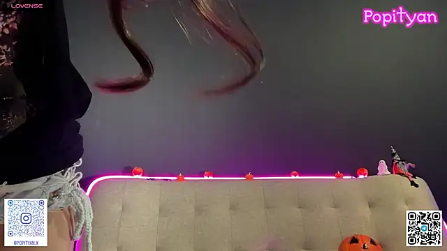 Snapshot of popityan1 chatting on 18, 10, 2025 popityan1 online show from 18, 10, 2025