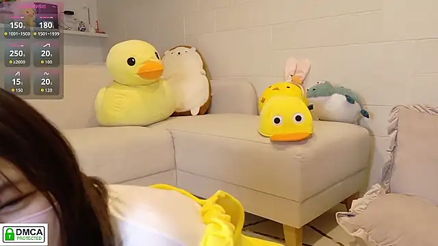 SUZU  online show from 5, 4, 2026