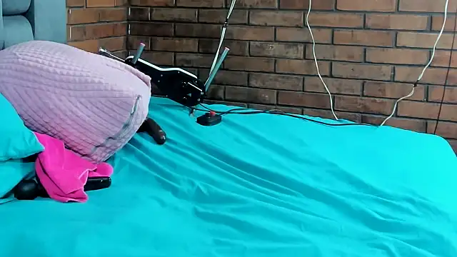 Couple Gold69 online show from 22, 10, 2025