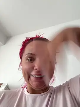 Snapshot of CelesteBailey chatting on 28, 6, 2026 CelesteBailey online show from 28, 6, 2026