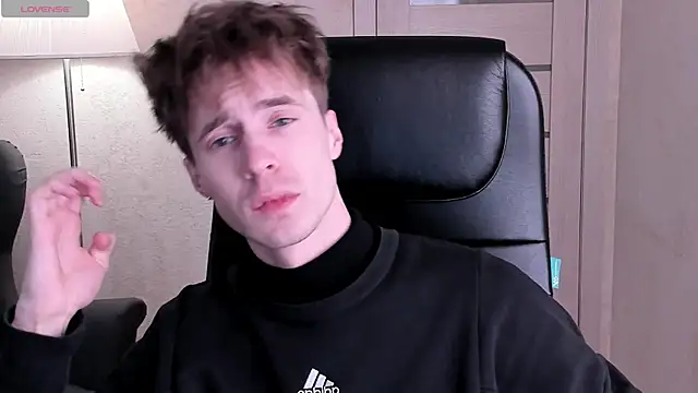 Snapshot of _tokyo_ghoul chatting on 2, 3, 2025 tokyo ghoul online show from 2, 3, 2025