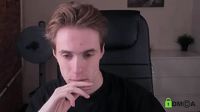 Snapshot of _tokyo_ghoul chatting on 31, 10, 2025 tokyo ghoul online show from 31, 10, 2025