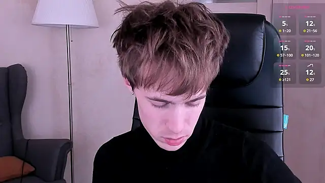 Snapshot of _tokyo_ghoul chatting on 8, 2, 2025 tokyo ghoul online show from 8, 2, 2025