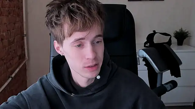 Snapshot of _tokyo_ghoul chatting on 14, 3, 2025 tokyo ghoul online show from 14, 3, 2025