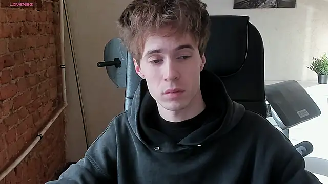 Snapshot of _tokyo_ghoul chatting on 7, 2, 2025 tokyo ghoul online show from 7, 2, 2025