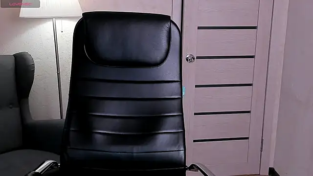 Snapshot of _tokyo_ghoul chatting on 1, 3, 2025 tokyo ghoul online show from 1, 3, 2025