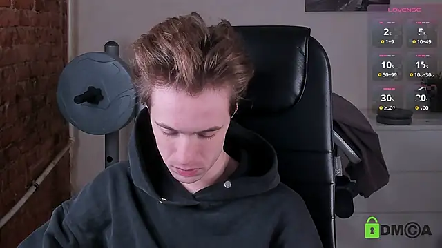 Snapshot of _tokyo_ghoul chatting on 16, 11, 2025 tokyo ghoul online show from 16, 11, 2025