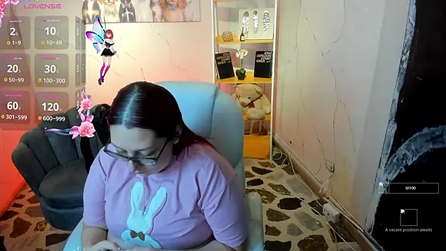 NiickyJones online show from 4, 10, 2025