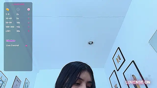 Snapshot of littlee_emilyy_ chatting on 15, 12, 2024 littlee emilyy online show from 15, 12, 2024