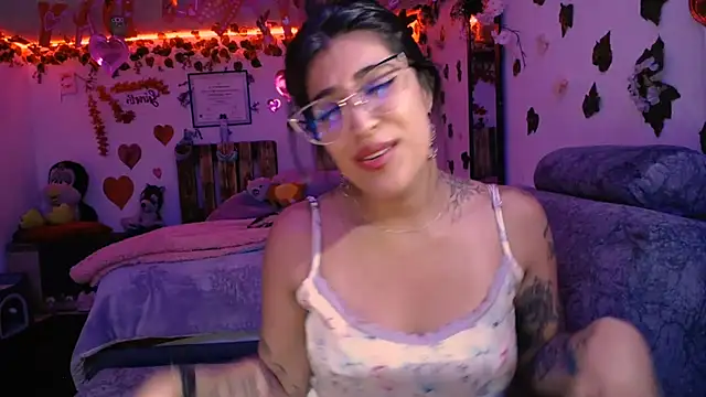 azahar  ziiz online show from 13, 2, 2025