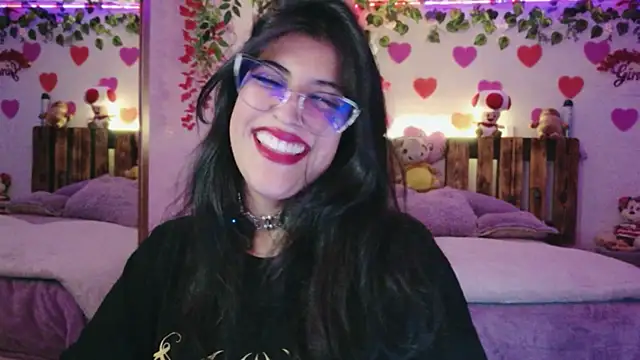 Snapshot of azahar__ziiz chatting on 15, 7, 2026 azahar ziiz online show from 15, 7, 2026