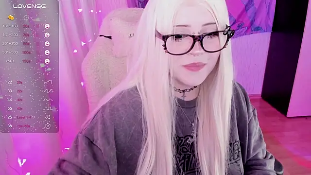 SelenaCute online show from 18, 6, 2026