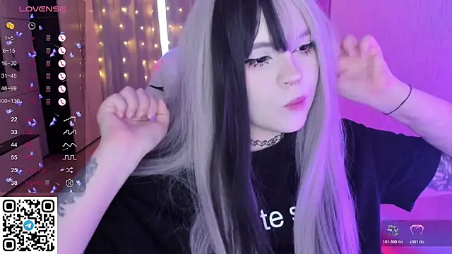 SelenaCute online show from 5, 3, 2026