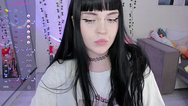 Snapshot of SelenaCute chatting on 13, 3, 2025 SelenaCute online show from 13, 3, 2025