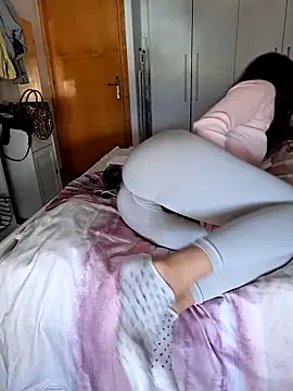 Snapshot of Silvia_Zeno chatting on 5, 10, 2025 Silvia Zeno online show from 5, 10, 2025