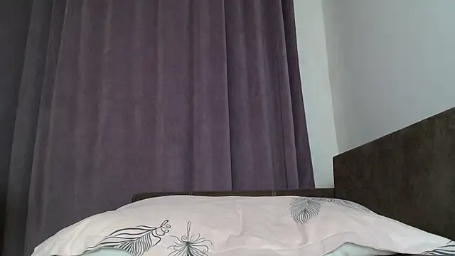 LadyMilfxxx online show from 11, 10, 2025