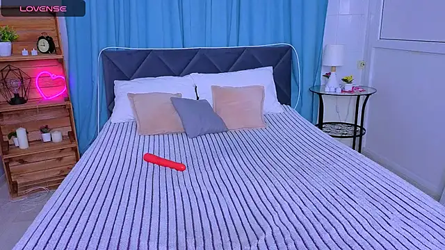 LucieHells online show from 3, 2, 2026