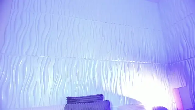 Abby  colins online show from 16, 9, 2025