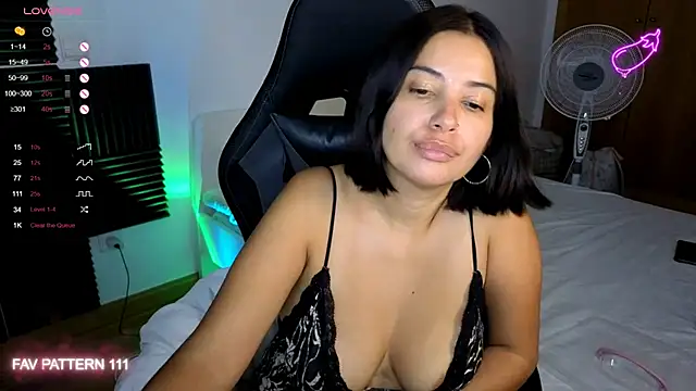 AnnaQueen online show from 14, 9, 2025