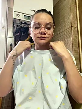 Snapshot of Tasty_Shape chatting on 16, 12, 2025 Tasty Shape online show from 16, 12, 2025