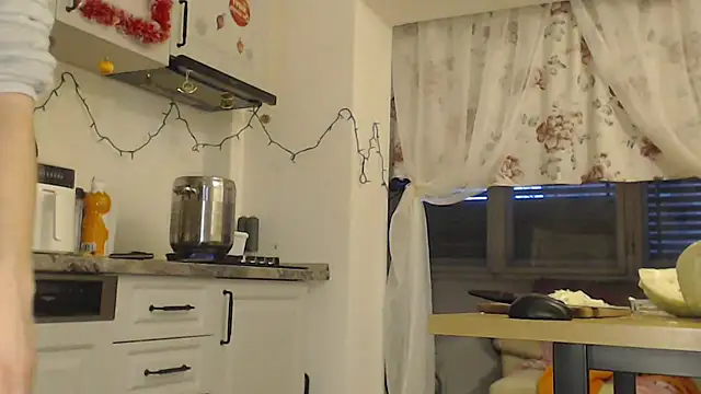 Tasty Shape online show from 2, 2, 2025