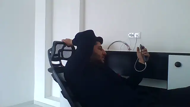 erkekkkadam online show from 15, 1, 2025