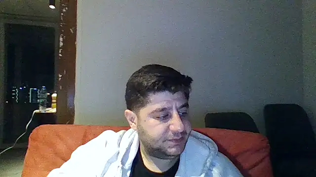 erkekkkadam online show from 1, 3, 2026