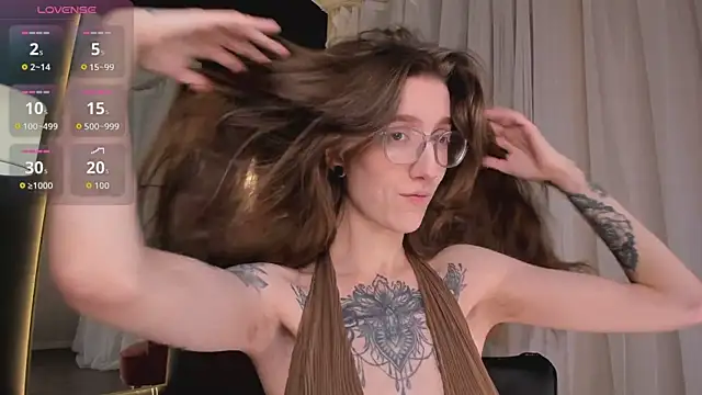 Lola Missy online show from 28, 11, 2025