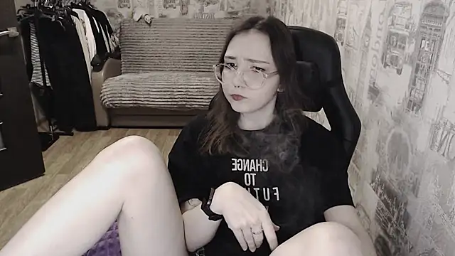 AmeliaKamishiro online show from 13, 2, 2025