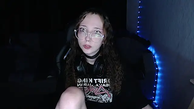 AmeliaKamishiro online show from 7, 10, 2025