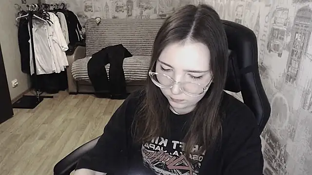 AmeliaKamishiro online show from 27, 2, 2025