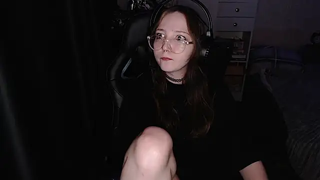 AmeliaKamishiro online show from 30, 11, 2025