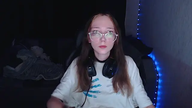 AmeliaKamishiro online show from 6, 10, 2025