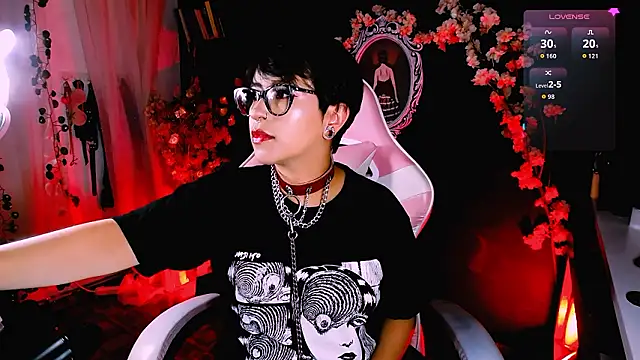 kitty roxy online show from 12, 3, 2026