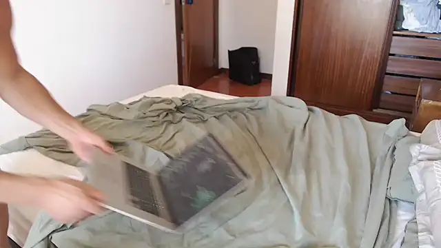 Snapshot of SexyandMarried1 chatting on 23, 9, 2025 SexyandMarried1 online show from 23, 9, 2025