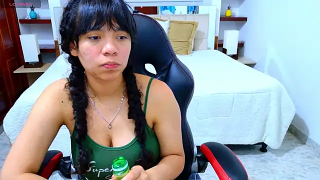 laureentt  online show from 16, 12, 2025