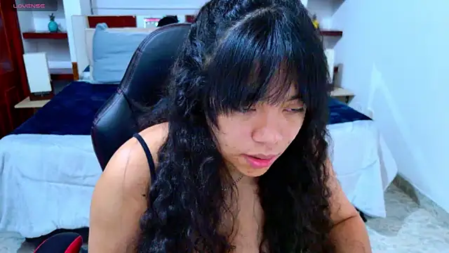 laureentt  online show from 23, 10, 2025