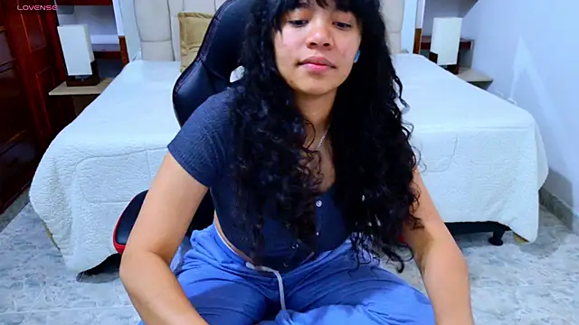 laureentt  online show from 20, 12, 2025