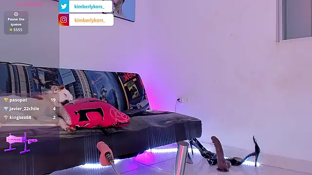 Snapshot of Kimberlykors chatting on 22, 11, 2025 Kimberlykors online show from 22, 11, 2025