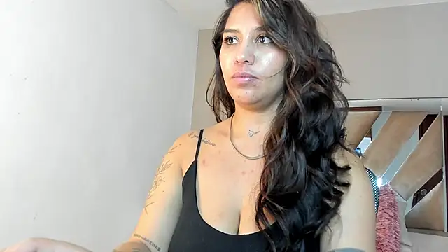 sharlott18 online show from 14, 1, 2025