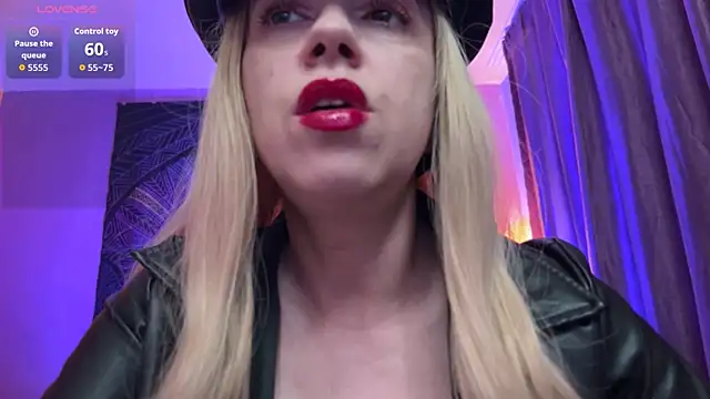 Snapshot of Helena__Femdom chatting on 27, 5, 2026 Helena Femdom online show from 27, 5, 2026