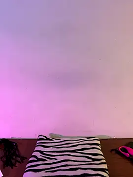 Felicia smok3 online show from 1, 11, 2025