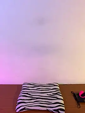 Snapshot of Felicia_smok3 chatting on 6, 1, 2026 Felicia smok3 online show from 6, 1, 2026