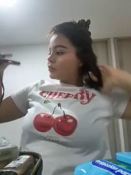 IsabellaAllen online show from 18, 9, 2025