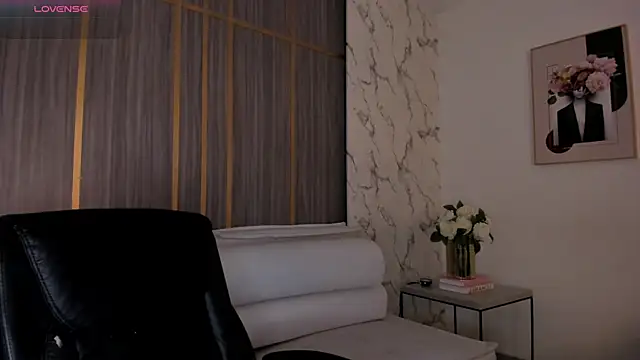Snapshot of IsabellaAllen chatting on 17, 7, 2026 IsabellaAllen online show from 17, 7, 2026